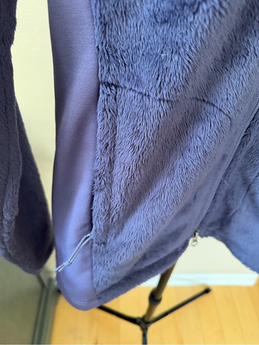 The North Face Womens Medium Hooded Full‎ Zip Fleece Jacket Purple Soft - Picture 3 of 10